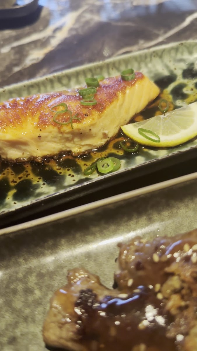 Mr Xi Asian Bistro-2